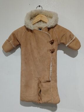 Baby Gap Faux Suede Sherpa Shearling Infant Snowsuit 3-6 Months